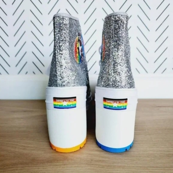 Ladies shoes and boots - Picture 4 of 6